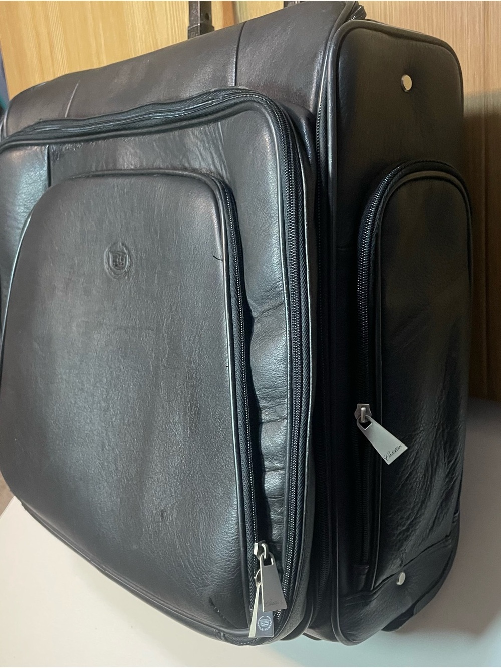 Cadillac Genuine Leather Rolling Suitcase Luggage Executive Briefcase - Picture 4 of 16